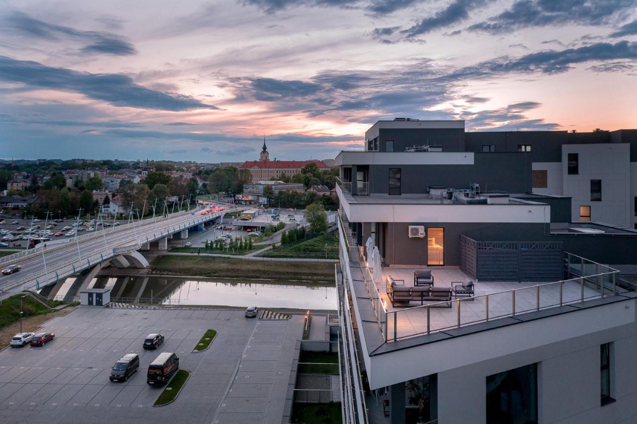 One Luxury Apartments Rzeszów Extérieur photo